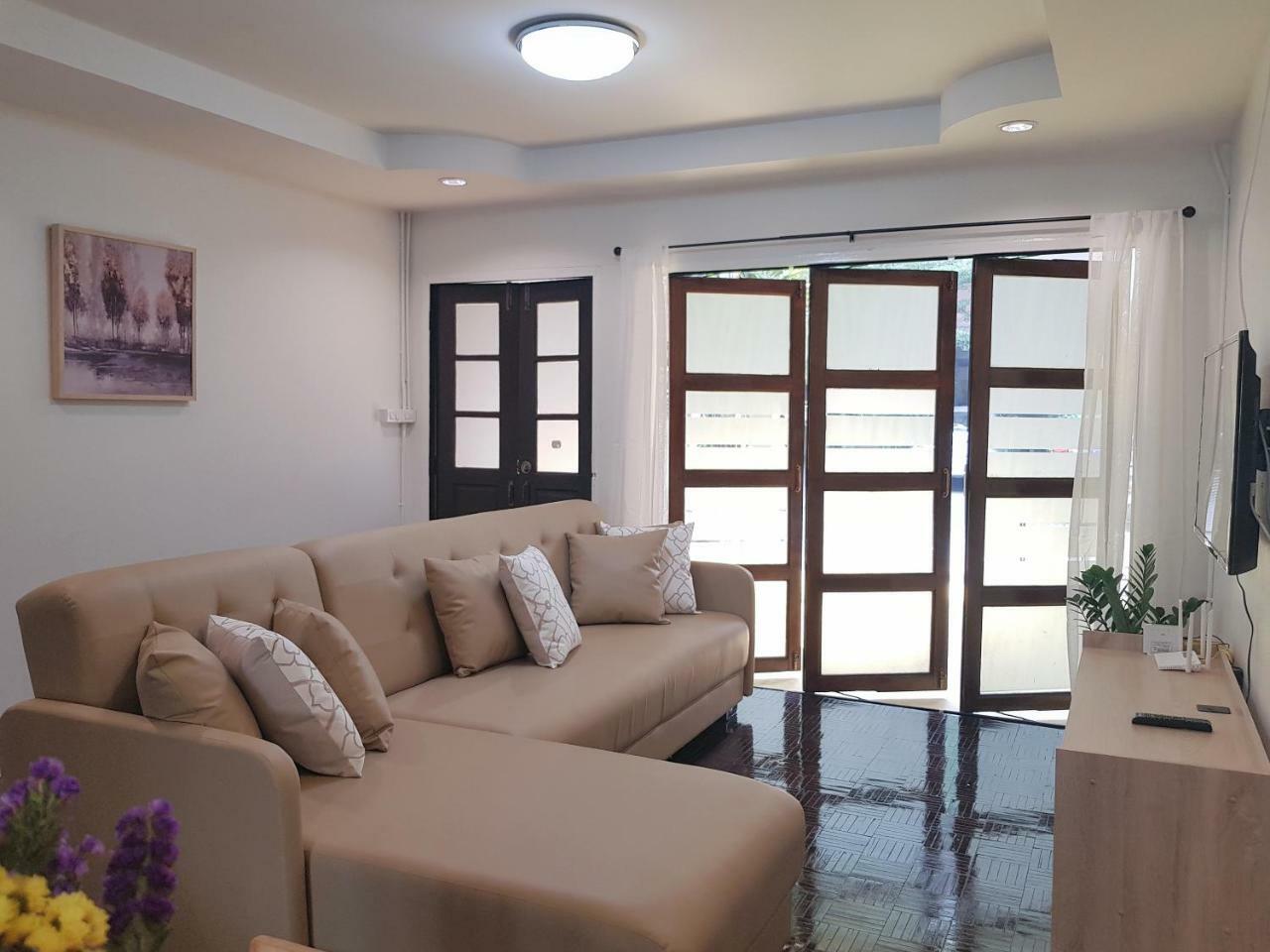 Piyanattha House Villa Chiang Mai Exterior photo